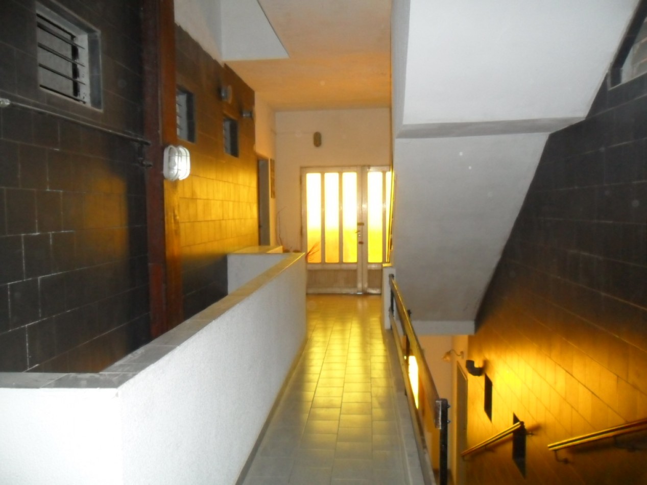 Depto 2 Amb Edificio Luna 2do 12
