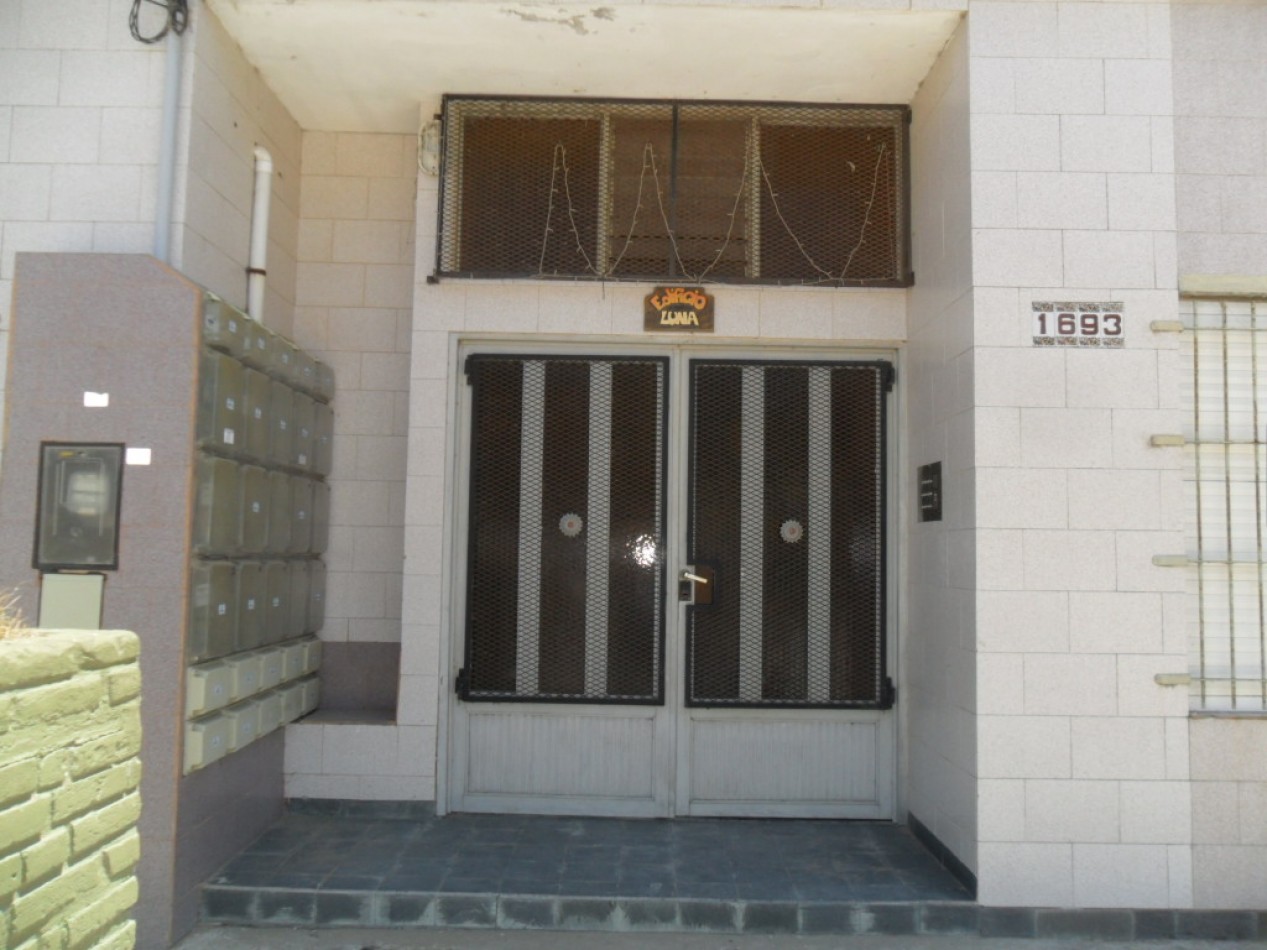 Depto 2 Amb Edificio Luna 2do 12